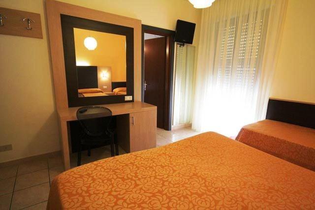 Hotel Dei Tigli Lido di Camaiore Kültér fotó