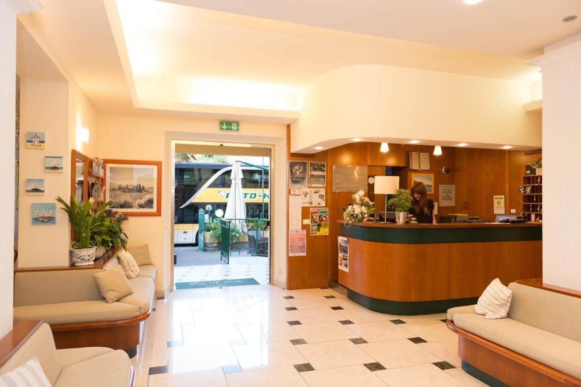 Hotel Dei Tigli Lido di Camaiore Kültér fotó
