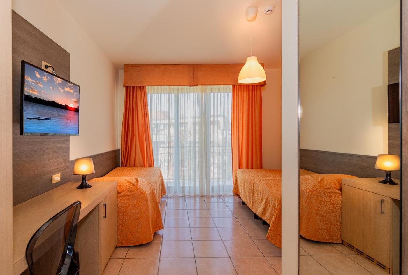 Hotel Dei Tigli Lido di Camaiore Kültér fotó